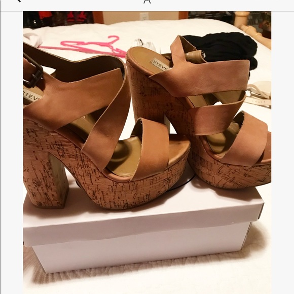 cork heels ☄️☄️ - Picture 1 of 3